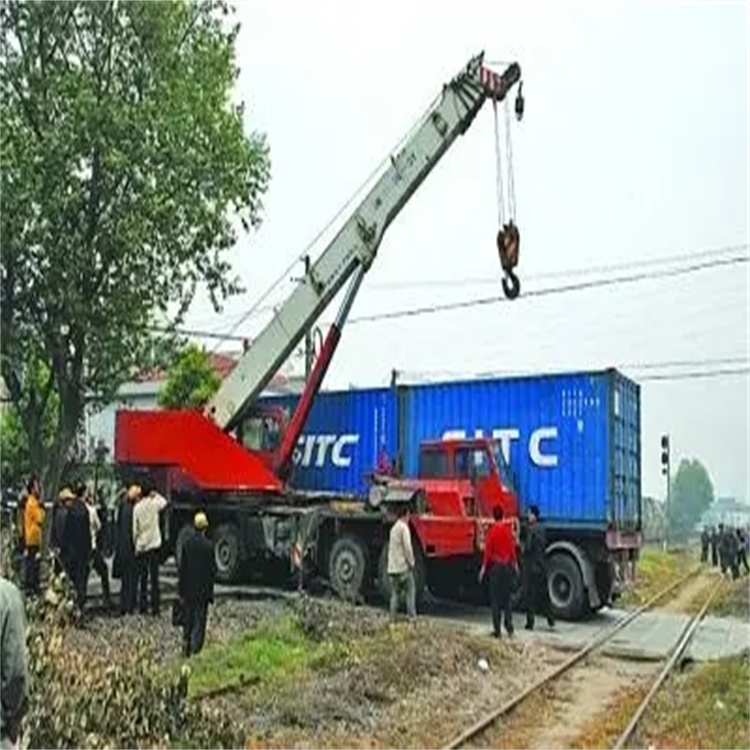 东路镇如何快速找到附近的吊车救援公司