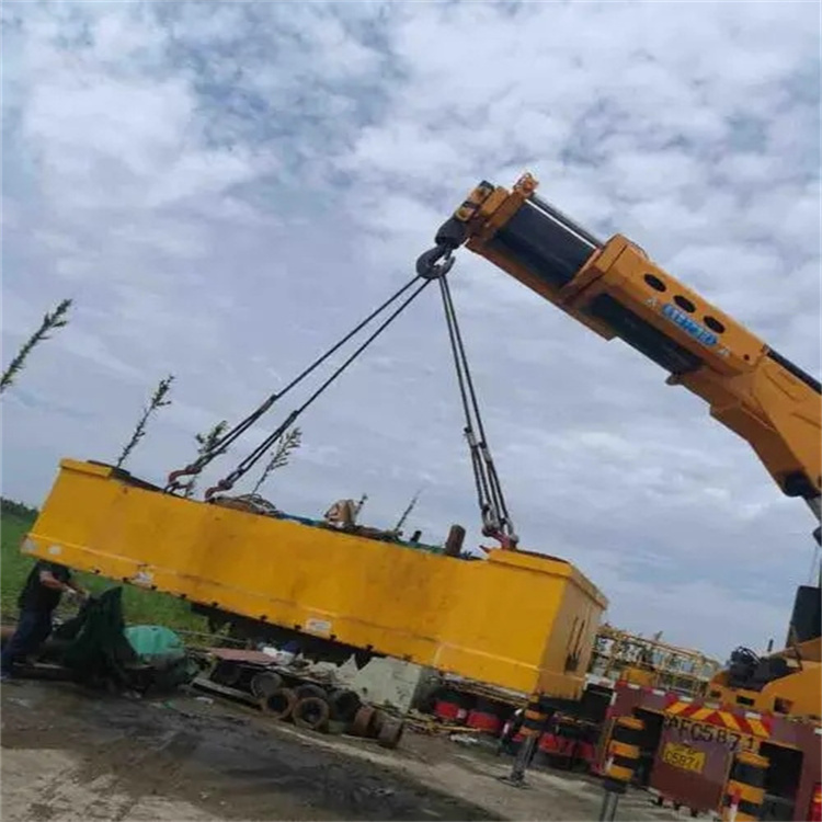 东路镇随车吊吊集装箱怎么吊